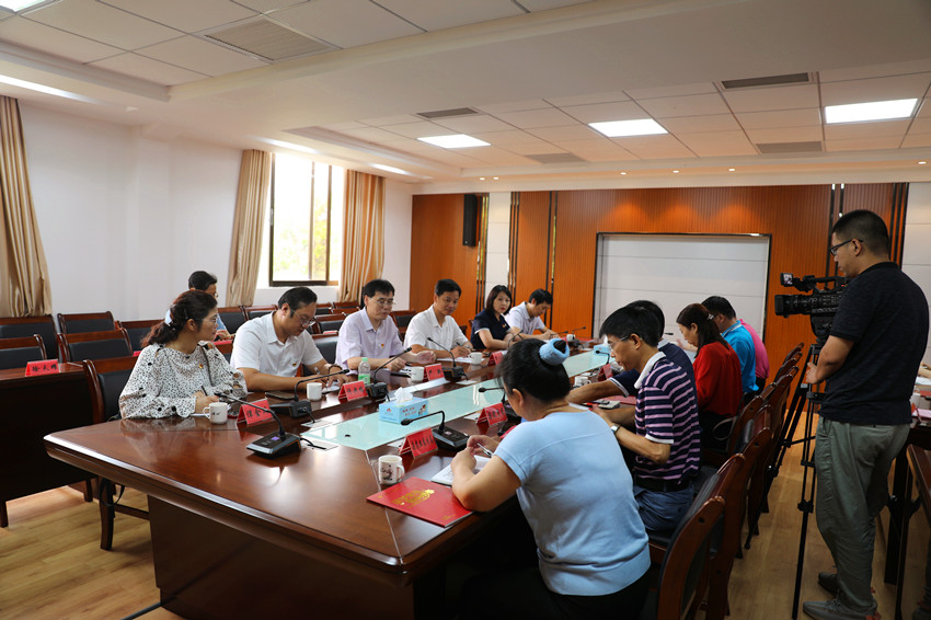 5B34BD82CE1532EE6C5E06D0F79_949A474F_28B6D.jpg?e=