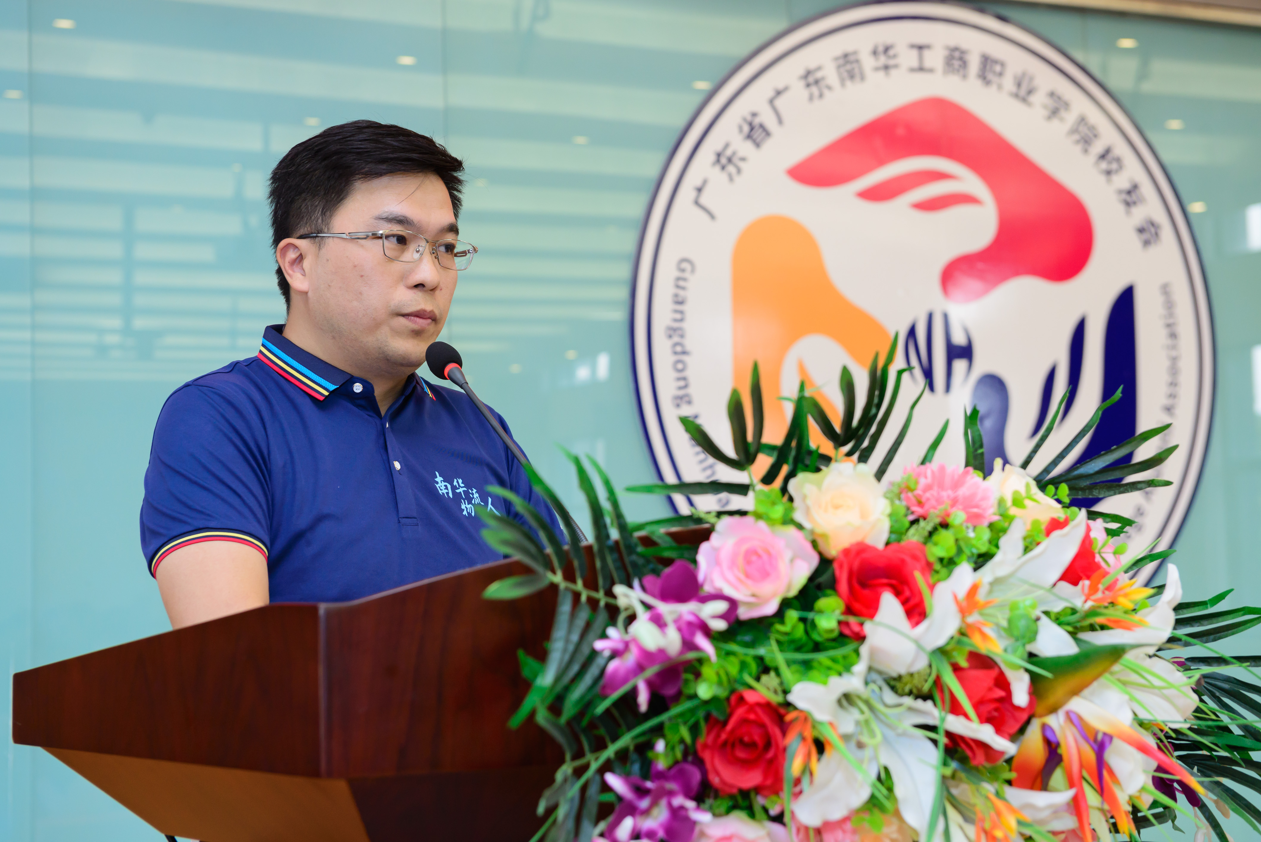 B85B64FE658AE7A16A2A60BC395_C22C4428_1E84D0.jpg?e= B85B64FE658AE7A16A2A60BC395_C22C4428_1E84D0.jpg?e=