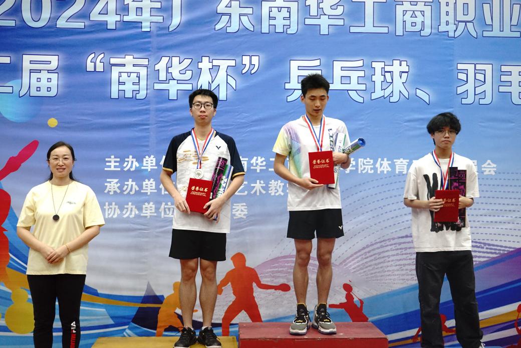 3DB73CB447E3CFEB8AE04A86D8A_D013714E_1DFD6.jpeg?e= 3DB73CB447E3CFEB8AE04A86D8A_D013714E_1DFD6.jpeg?e=