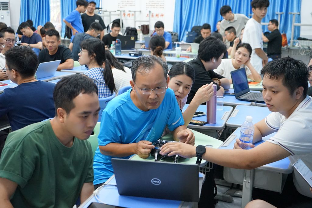 C130777A74FE2F3370A2448CF15_5EEA0F76_1D55F