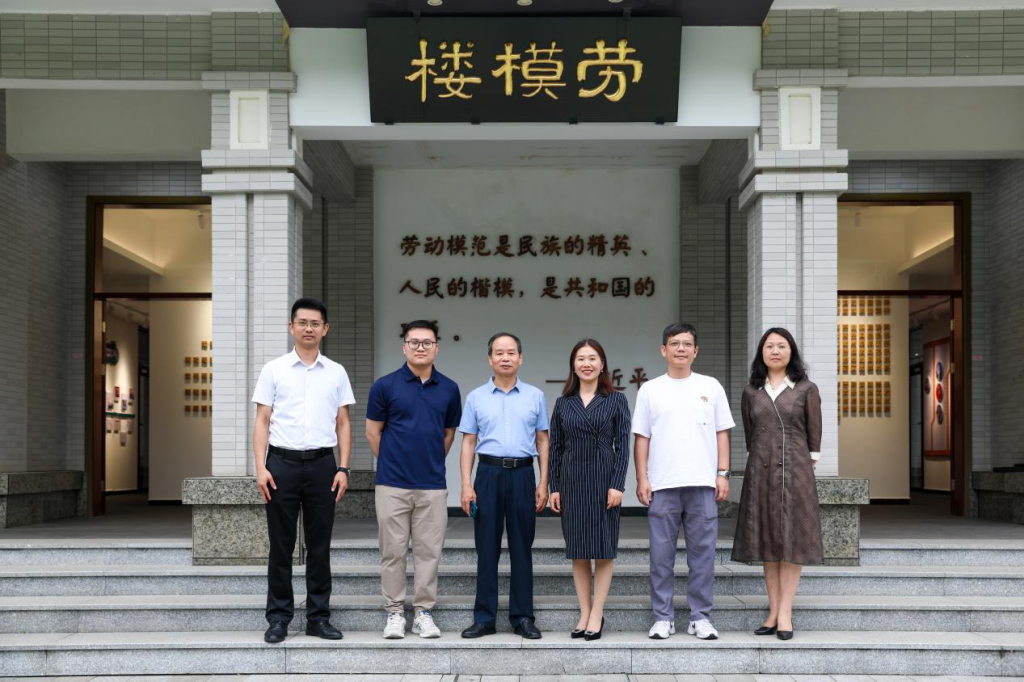 �齫����2(�й���)�ٷ���վ - IOS/��׿ͨ�ð�/�ֻ�APP����