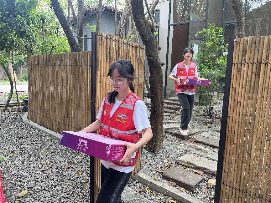 F23458E0752082B4C37E96222D6_A4D8DC40_2E831