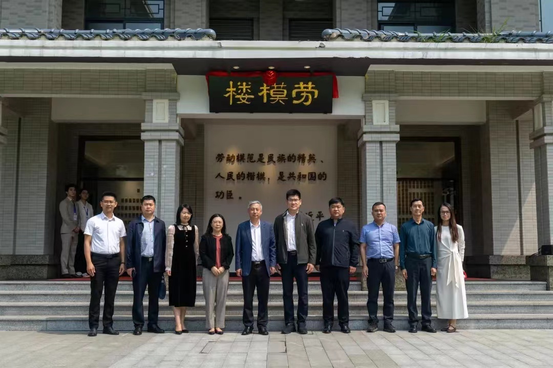 B0E8981F80E79A79CFB789843B3_83A6B961_3D487.jpg?e=