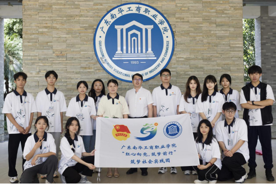 2CD763BCEE588C5ED75759AF5BD_13E12F2B_C5314