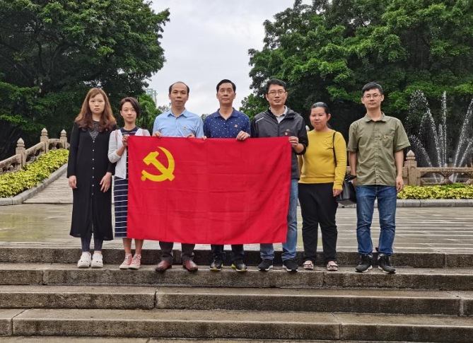 208CE6D77E3E6B95955C54A96D9_DF1558BE_CC781