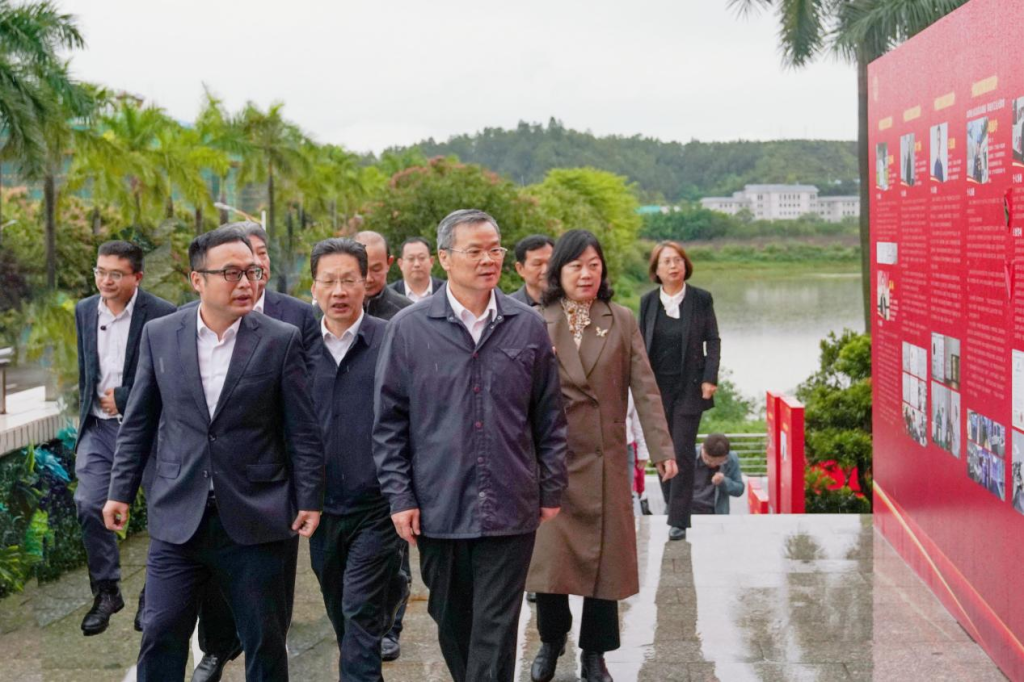 �齫����2(�й���)�ٷ���վ - IOS/��׿ͨ�ð�/�ֻ�APP����