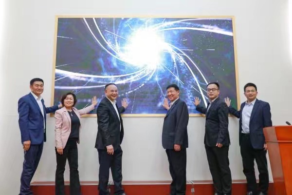 A48031F1B3D08A8BC4E0AEE928E_A1796486_10EBD.jpg?e=