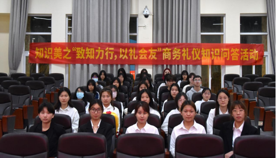 B38C59F689B230D731C78F92E99_FBDE00EE_B0CAC.png?e= B38C59F689B230D731C78F92E99_FBDE00EE_B0CAC.png?e=