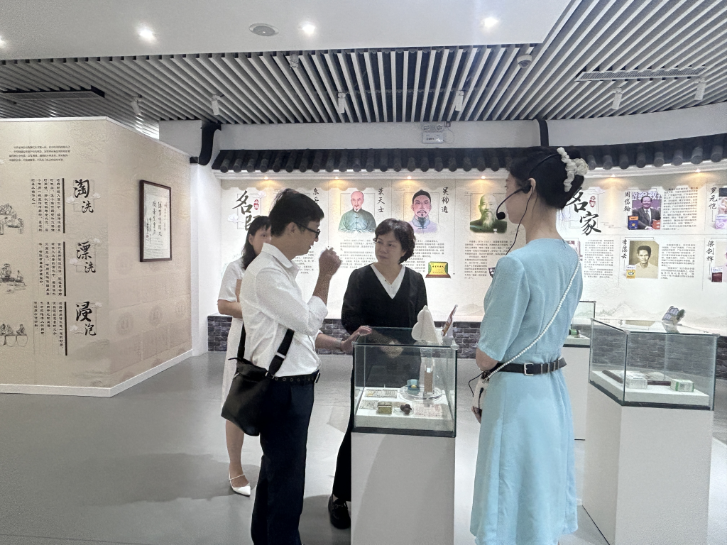 3554CF12826654384575088647D_C1813CE1_1A3903