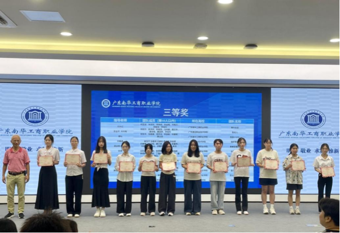 Â齫ºúÁË2(ÖйúÓÎ)¹Ù·½ÍøÕ¾ - IOS/°²×¿Í¨Óðæ/ÊÖ»úAPPÏÂÔØ