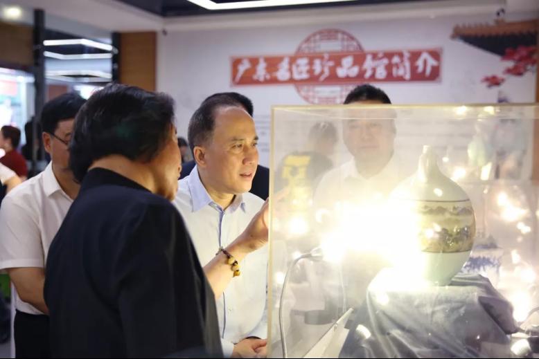 13039FB4C05EB8613A8953F0A24_74D240B7_A6DD