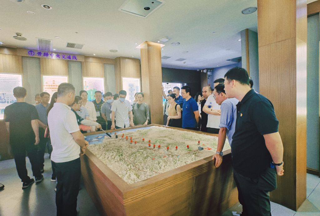 0E4F646E63E6198E014437F6A77_A6C3B684_19AD2.jpg?e=