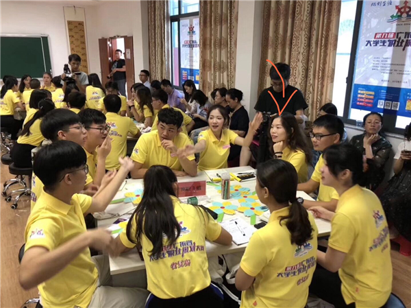 BCF9A433732DC131DB97D6FDFFD_74DA32B6_55AFC.jpg?e= BCF9A433732DC131DB97D6FDFFD_74DA32B6_55AFC.jpg?e=