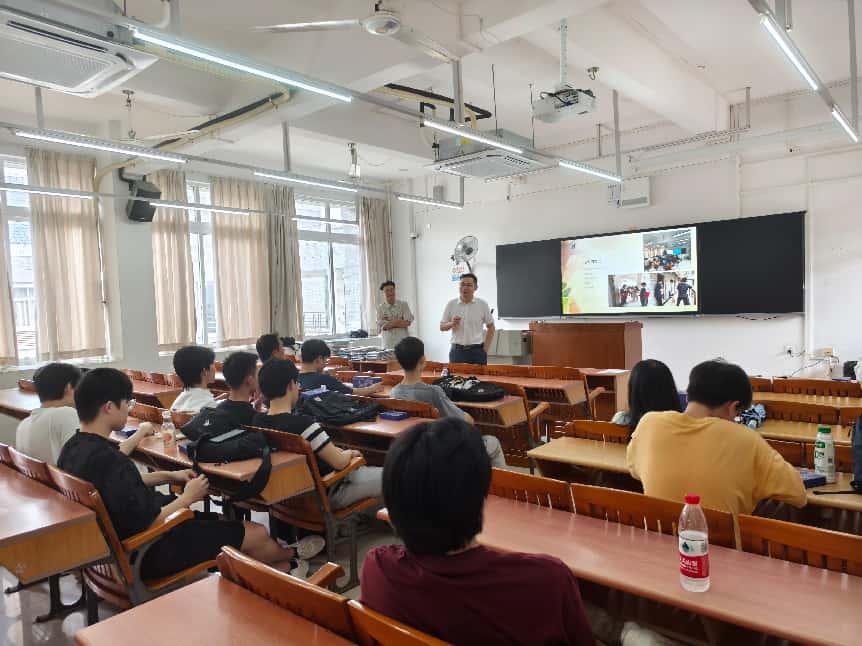 F82887EE4BC520EA6365C00F066_7E40D1C3_111C3