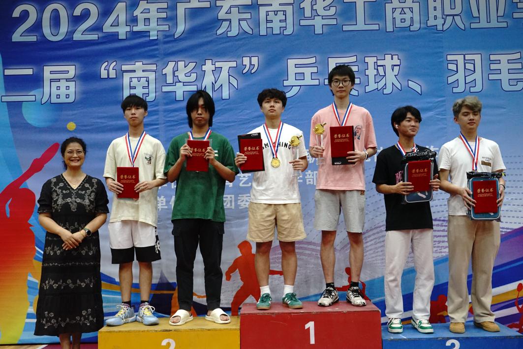 C2269746A1292FB1E58EA40792C_CD91F8F9_21907.jpeg?e= C2269746A1292FB1E58EA40792C_CD91F8F9_21907.jpeg?e=