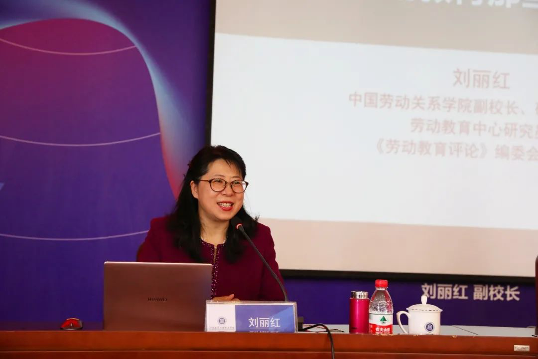 D1463A7E004121DDF85CB222974_E06D7664_5BF71.png?e= D1463A7E004121DDF85CB222974_E06D7664_5BF71.png?e=