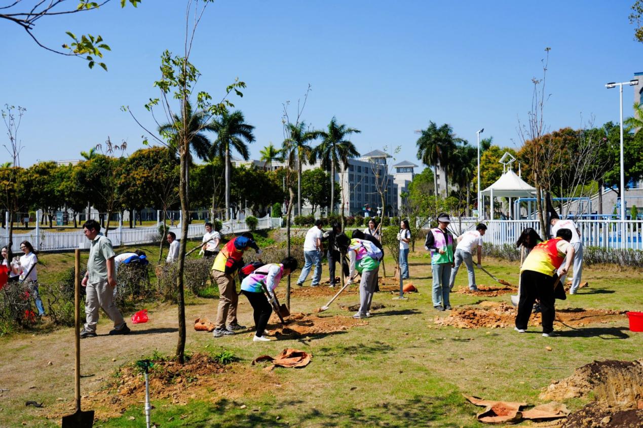 ACB33B9BFB294B8CED783F34F8F_4AFCAB9D_36BFF