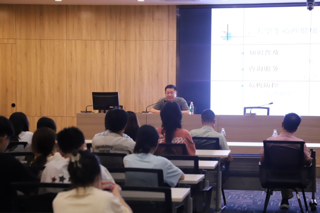 0B1635734CFED664C47C51349F8_A3608A2B_1118D