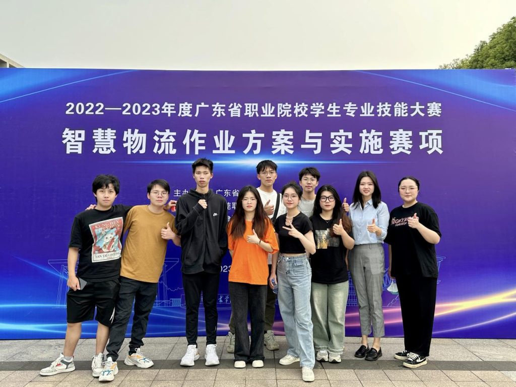 7244B39AC6A646EC63CC9EAD596_CAB3F193_156A98.png?e=