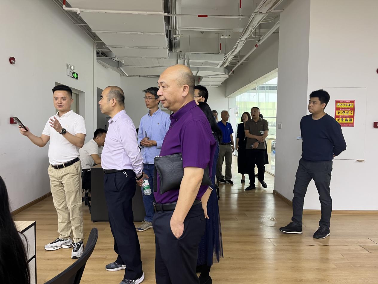 F1D88DF9ED3CCE4B63B9EACE0A3_FA34A9FF_21ACD