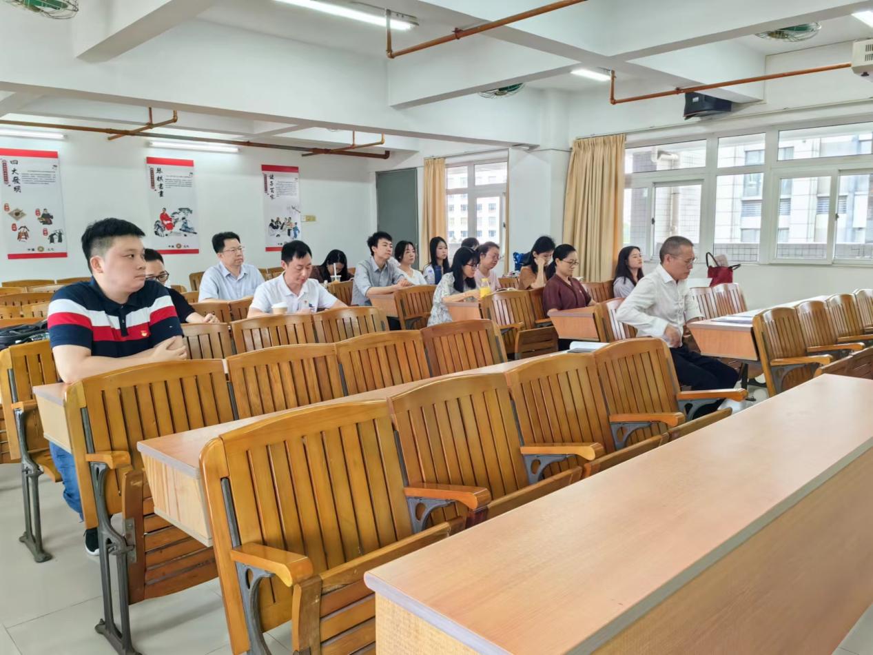 ACCF8D44D4E38F4F620DEC296E1_0EFE43DE_2552B.jpeg?e= ACCF8D44D4E38F4F620DEC296E1_0EFE43DE_2552B.jpeg?e=