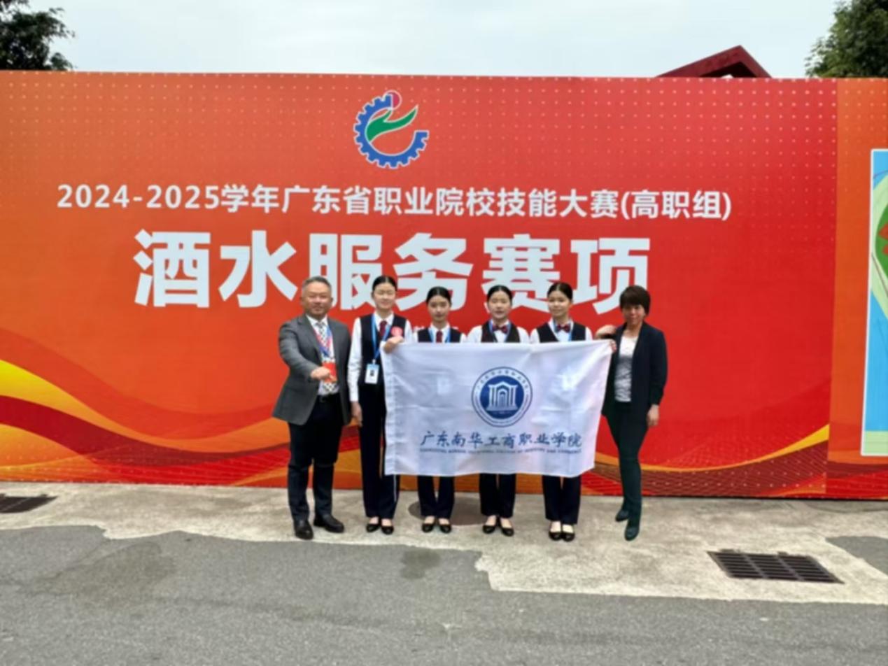 137421553081D12481A5C17F376_03C0D727_1C628