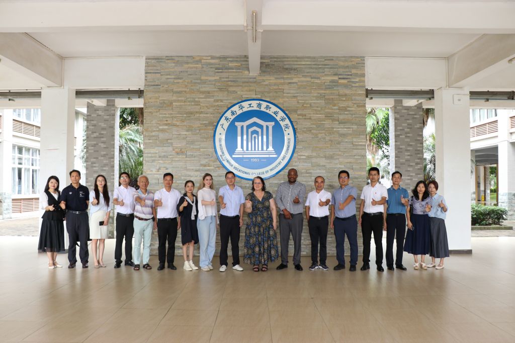 83327202C81DD67001FC7D41A7C_68F9A9CF_1A968 83327202C81DD67001FC7D41A7C_68F9A9CF_1A968