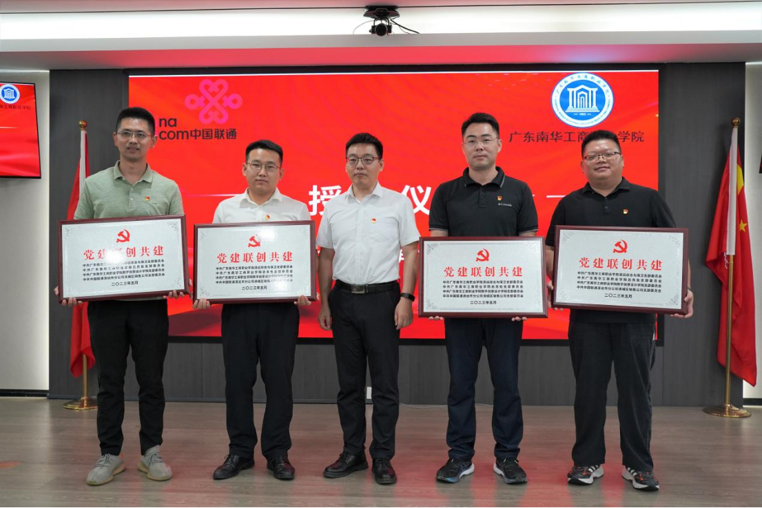 65A4FED179BA94DF1ED6CABBB1A_784C9B3E_31E95D