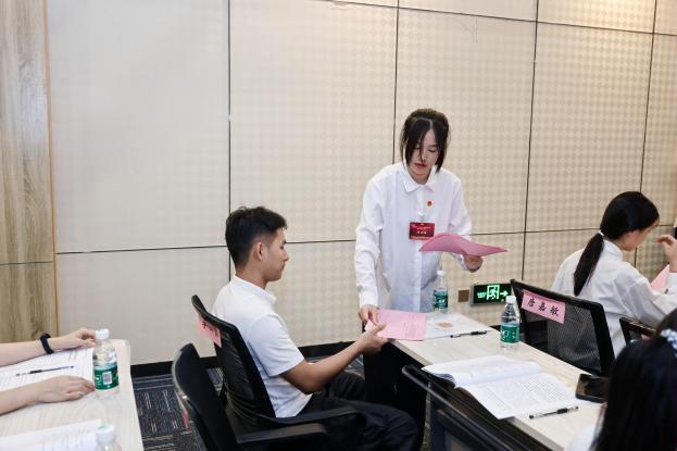 3DE04EFE845792EB7A79E09DA76_726863B7_8523.jpeg?e= 3DE04EFE845792EB7A79E09DA76_726863B7_8523.jpeg?e=