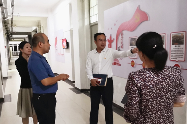 95CC5BFBBA5121363B9301CA8B6_BEDC8281_29620.jpg?e= 95CC5BFBBA5121363B9301CA8B6_BEDC8281_29620.jpg?e=