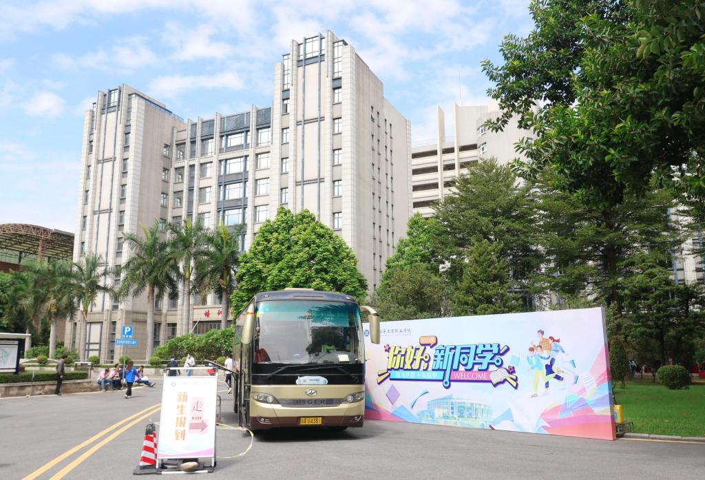 75D91DBF8FDC544E09B170375E7_4D7638A3_23990.jpg?e= 75D91DBF8FDC544E09B170375E7_4D7638A3_23990.jpg?e=