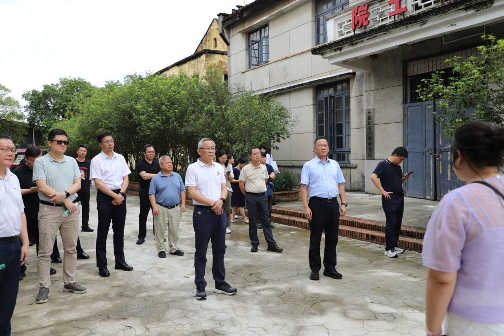 155E578FB9DF7DEFD7426D7F9E7_3E7C7FC2_22F3D