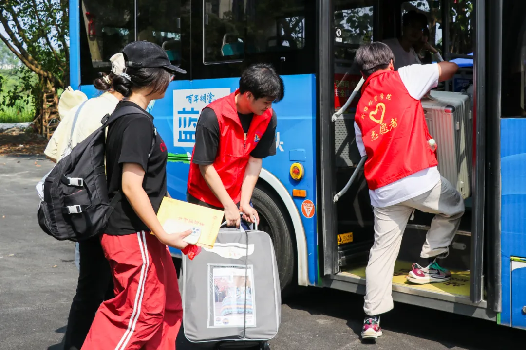 572FE58F92FB221E60F774A0F9E_5260A20E_5C2DD