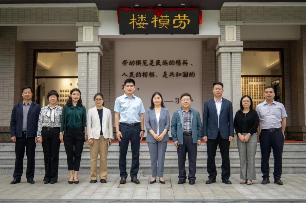 �齫����2(�й���)�ٷ���վ - IOS/��׿ͨ�ð�/�ֻ�APP����