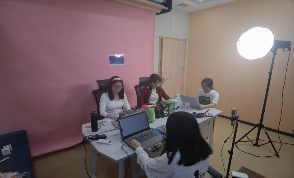 �齫����2(�й���)�ٷ���վ - IOS/��׿ͨ�ð�/�ֻ�APP����