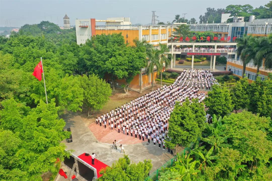 F70034481398AB8A5D05C56D835_2491F4CE_31E4B.jpg?e=