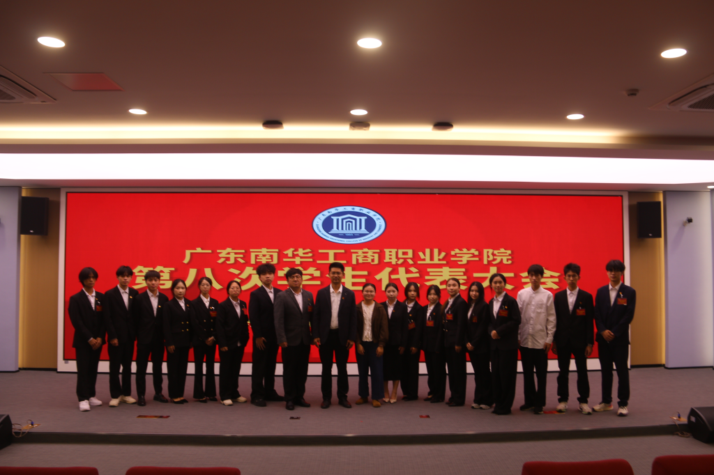 3FE57DE8419EB1566A3FCD5B872_A26F57E6_13A651