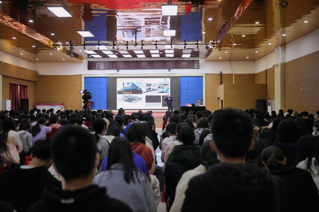 6D397ED2807840727CD0A3FB587_D8618F23_154FB.jpg?e=