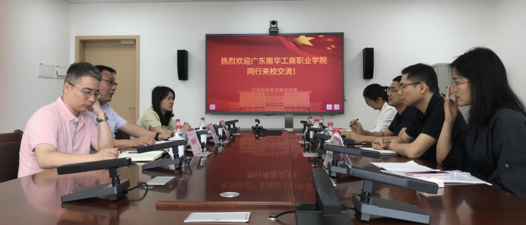 B077A271E4713B2D80D8C1F53E6_FCDAB77A_AF33A