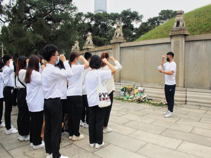 92AC25385E10A94F084AA7BB630_4EDA0385_F765