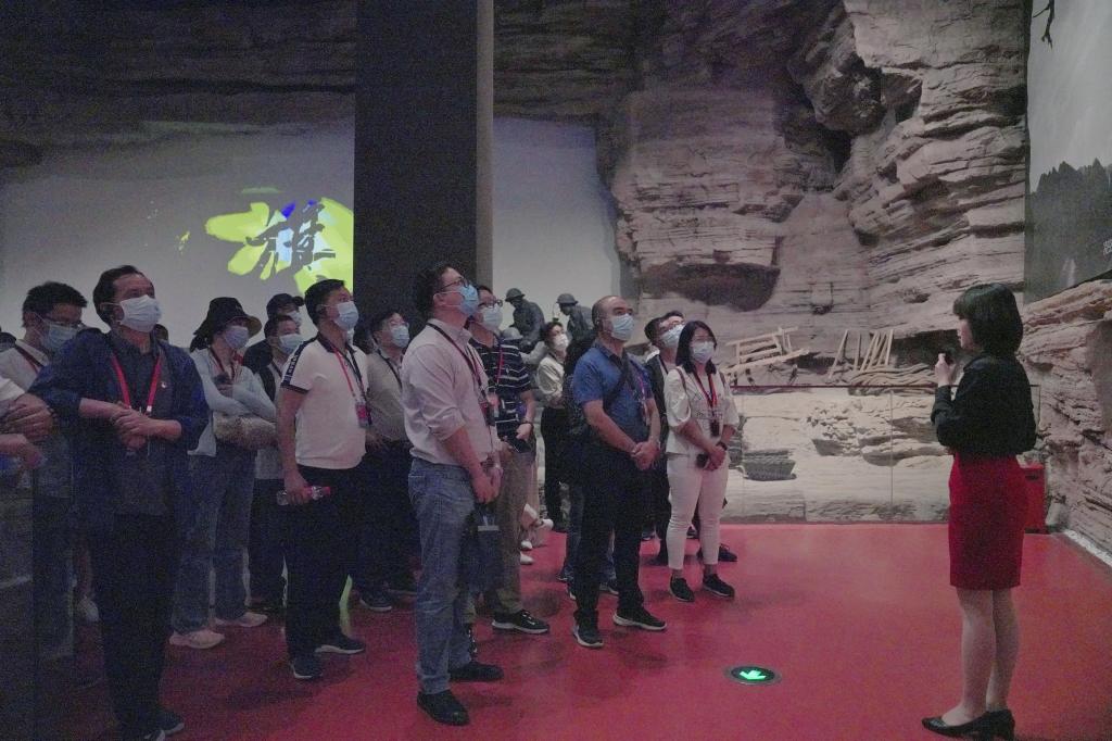 C81553C7E926CEA7E8A75474066_30FE2CA0_19B61.jpg?e= C81553C7E926CEA7E8A75474066_30FE2CA0_19B61.jpg?e=