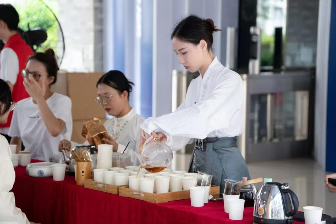 3F7C799406FEF22FFD7FEEDCB55_247BED4D_11F17