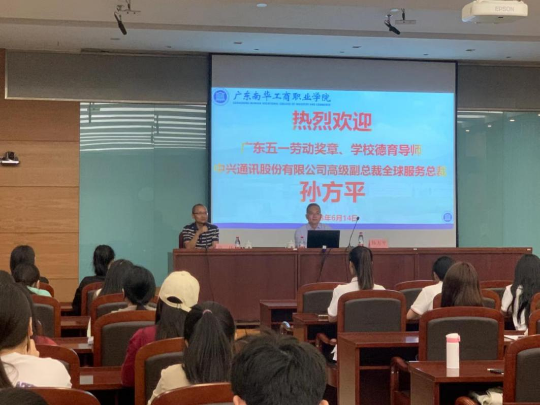 BCB5FAF0454DDBE81CDDB6B4652_D0570461_B528A