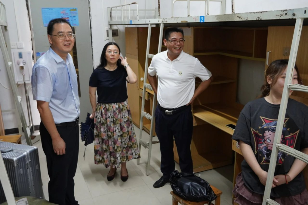 4BECCABD822F296DE9B7D0FEB50_CCD7BE10_14A2D1