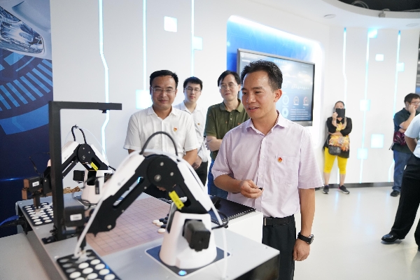 11421D287C6A738FFDB56F58851_A47545E6_2C127.jpg?e=