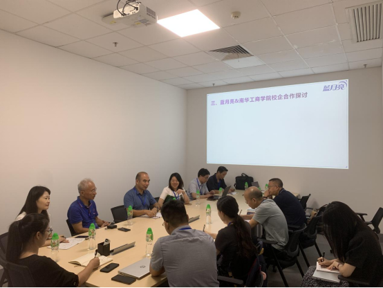 EA36A59DFDC6E0510D69885B194_7D13A752_E18C0.png?e= EA36A59DFDC6E0510D69885B194_7D13A752_E18C0.png?e=